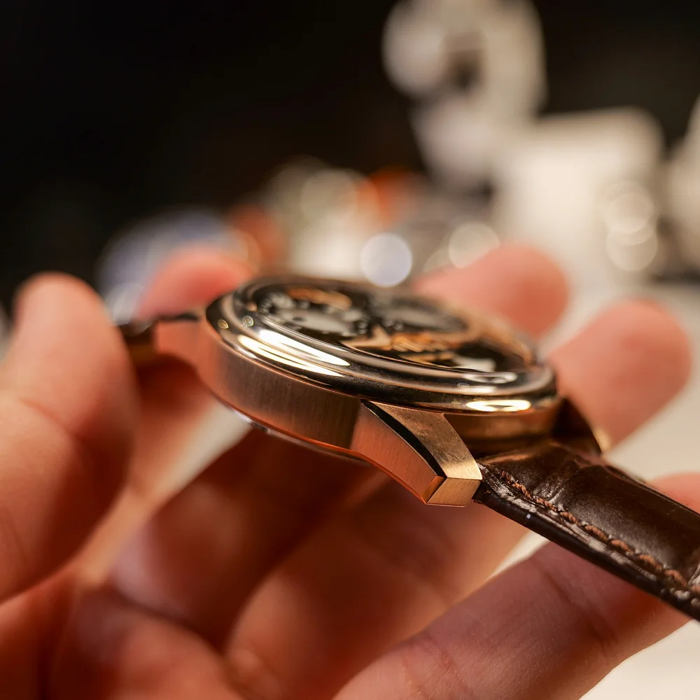 Smiley Roller Watch: Men’s Automatic Timepiece with Rolling Eye Dials & Luminous Smile